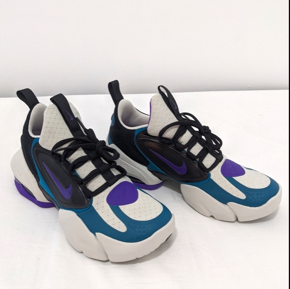 NIKE AIR MAX ALPHA SAVAGE TRAINING SNEAKERS - Picture 2 of 10